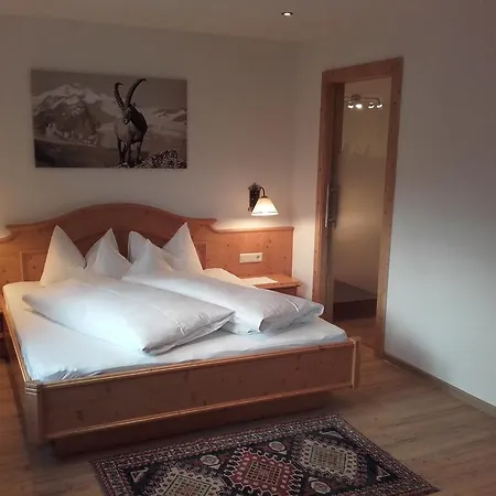 Апартаменты Tirol Haus Zillertal Цель-ам-Циллер