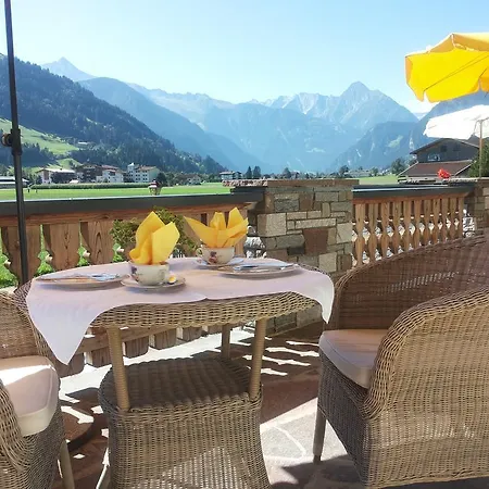 Апартаменты Tirol Haus Zillertal