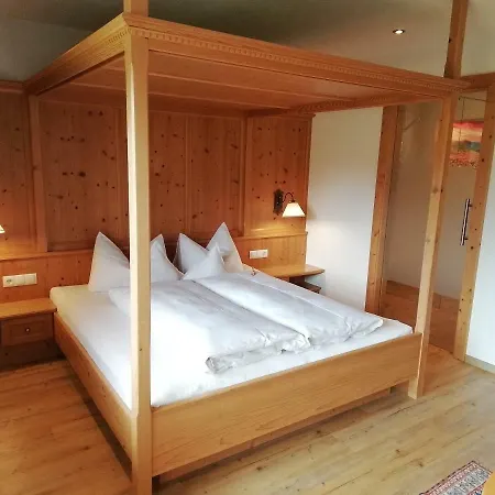 Tirol Haus Zillertal Апартаменты