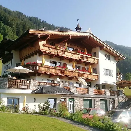 Tirol Haus Zillertal Appartement *